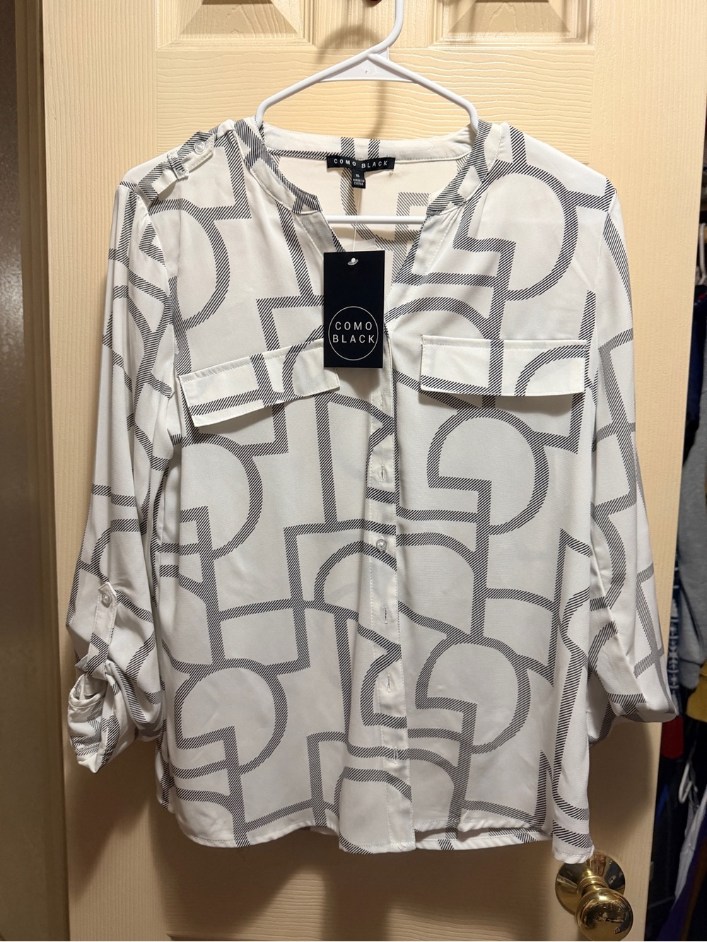 🤍🖤 Como Black Geometric Blouse | NWT | Size Small | Modern Print
